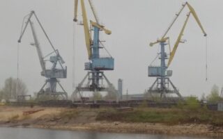 Грузовой порт города Казань
